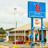 Отель Motel 6 Falls Church, VA - Arlington Boulevard, фото 1