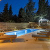 Отель Fabuluous Villa With Private Pool, Garden & Jacuzzi, Elite Location, top Privacy, фото 16