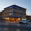 Отель Americas Best Value Inn & Suites Anchorage Airport, фото 1