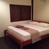 Отель Shine Talay Guesthouse в Старой части Ланты