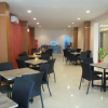 Отель OYO 308 Grand Pacifik Hotel, фото 14