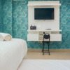 Отель Cozy with City View @ Studio Springlake Bekasi Apartment By Travelio, фото 3