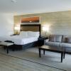 Отель Holiday Inn Bloomington-Airport, an IHG Hotel, фото 7