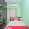 Отель OYO 13861 Green leaf International Comforts, фото 14