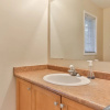 Отель QuickStay - House by The Lake (3Bdrm Near Go Station), фото 10