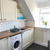 Отель Light Airy 3 Bed Town Cntr Flat 700m To the Beach, фото 5