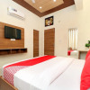 Отель OYO 28142 Hotel Sharrytel, фото 6