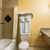 Отель Quality Inn & Suites Bell Gardens - Los Angeles, фото 9