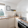 Отель Modern & Spacious 2 Bedroom Maisonette, фото 6