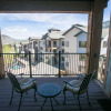 Отель Shared Balcony Stunning Views & Steps from Slopes by RedAwning - Save 20% on 7+ Nights!, фото 23