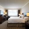 Отель Chateau Victoria Hotel and Suites, фото 2