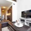 Отель Lavish Suites - One Bedroom Loft, фото 3