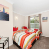Отель Nelson Street Pine Cottage 5A, фото 6