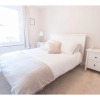 Отель Tranquil 1BR Garden Flat for 2 in Trendy Battersea, фото 3