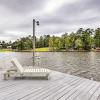 Отель Eatonton Getaway on Lake Sinclair w/ Dock!, фото 19