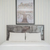 Отель Chic and Spacious Studio at Bintaro Icon Apartment, фото 17