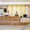 Отель Jinyi Premium Hotel (Hohhot East Railway Station Wanda Plaza) в Хух-Хоте