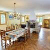 Отель Beautiful villa with swimming pool, a large garden located in a beautiful green area, фото 2