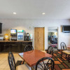 Отель Quality Inn, фото 7