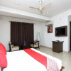 Отель OYO 16004 Le Crescent, фото 19