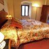 Отель Attractively Furnished Apartment On A Large Estate In The Chianti Region, фото 4