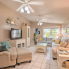 Отель Colorful Cape Coral Retreat With Screened Lanai!, фото 11