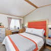 Отель Carnaby 23 3 Bedroom Lodge With Hot tub, фото 4