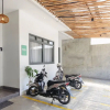 Отель Mono Coliving Ngagel, Surabaya, фото 41
