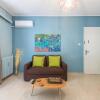 Отель Green 'n' Blue, 1BD apt in Athens, фото 6