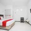 Отель RedDoorz near Bundaran Kecil Palangkaraya, фото 3