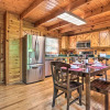 Отель 'sky Harbor' Sevierville Cabin w/ Hot Tub & Deck!, фото 10
