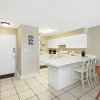 Отель Seaside Beach & Racquet Condos, фото 36