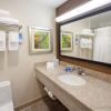 Отель Fairfield Inn by Marriott JFK Airport, фото 9