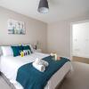 Отель **New** Divine Apartments Slough High Street 2 bed, фото 4