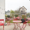 Отель Hôtel Kyriad Versailles - Saint Cyr L'Ecole в Сен-Сир-Л'Эколи