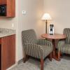 Отель Holiday Inn Express and Suites Hampton South Seabr, фото 11