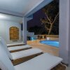 Отель Beautiful Home in Omis With Wifi and 3 Bedrooms, фото 17
