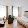 Отель Burns Art Hotel, фото 3