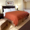 Отель Country Inn & Suites by Radisson, Rocky Mount, NC, фото 9