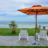 Отель C-Shore Private Beachfront House, фото 20
