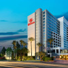 Отель Hilton Woodland Hills / Los Angeles, фото 1