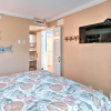 Отель Condo w/ Pool Access: Walk to Shopping & Beach!, фото 4