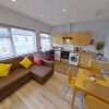 Отель Sunnyside View - 1-bed apartment in Coventry City Centre, фото 15