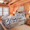 Отель Red Wolf - 2 Br Cabin, фото 13