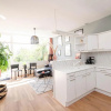 Отель Amsterdam Beach Apartment 1, Private Garden, фото 5