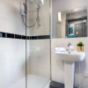 Отель The Eisteddfod - Berwyn House - Central Wrexham - Sleeps Up To 5, фото 36