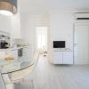 Отель White Apartment, фото 17