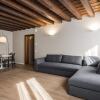 Отель Myplace Piazze Di Padova Duplex Apartment Via Dei Da Carrara, фото 41