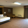 Отель Best Western Plus Cobourg Inn & Convention Centre, фото 3