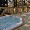 Отель Loblolly Pines Adventure Cabin 3 - King, фото 3